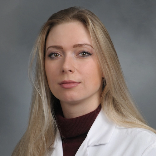Alisa Khomutova MD, MedSchoolCoach