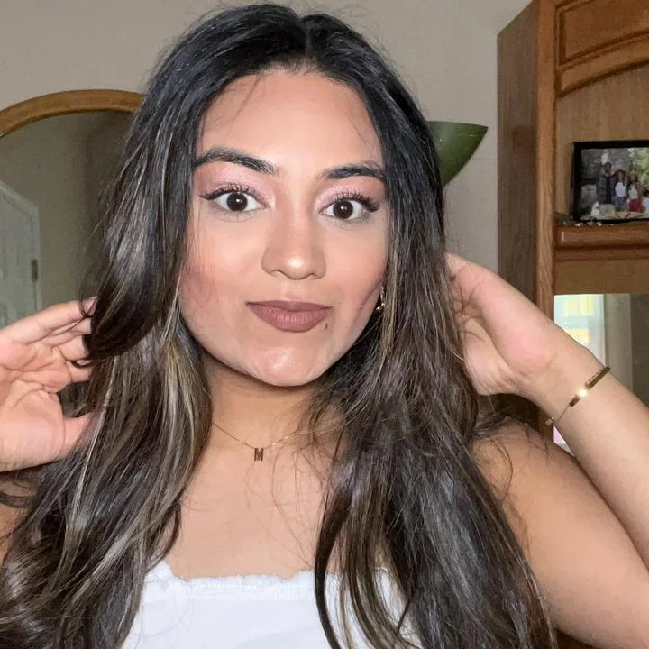 @_maitry_ Instagram & TikTok Pre-Med Social Media Influencer