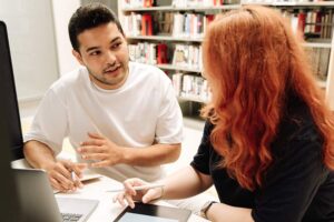 A student being advised on questions to ask themselves before retaking the MCAT.